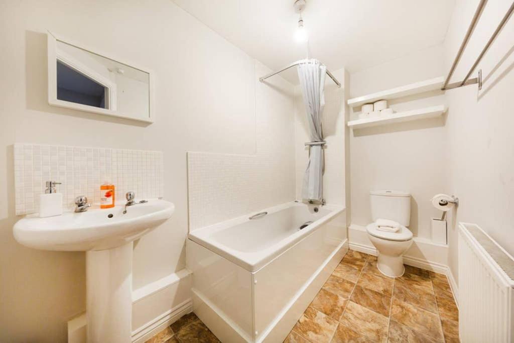 Bristol 2 Bedroom Apartment Free Parking Ngoại thất bức ảnh